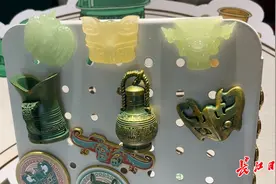 盘龙城青铜器文创受热捧，网友赞“配色雅致、古韵浓郁”图片