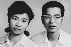 1980年陈景润悔婚惊动中央领导，妻子含泪说道：婚后我绝不妨碍你图片