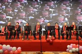 太原市小店区：“金蛇迎新春 万象启新篇”2025年新年晚会在西温庄乡举办图片