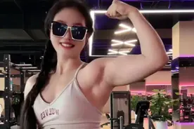 哈工大女博导撸铁秀肌肉招生：来读书送免费私教图片