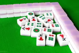 红中麻将真的是全靠运气吗？高手深度解析，了解其中玄机图片