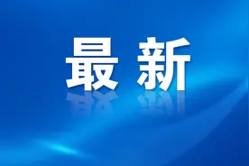 中方救援队在曼德勒成功救出一幸存者图片
