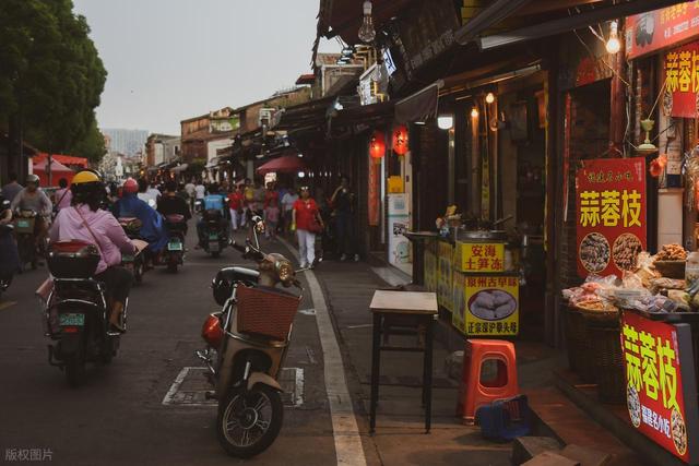 福建适合生活和居住的城市 ，既不是福州也不是厦门，而是这座城