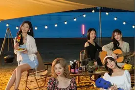 完蛋，我被美女包围了图片