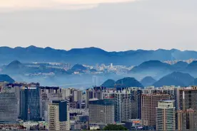为什么很多外地人到兴义买房养老？去了几次实话实说，有七大优点图片