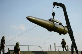 核武器部署到位，美欧罕见“闭嘴”！相比语言谴责西方更害怕重锤图片