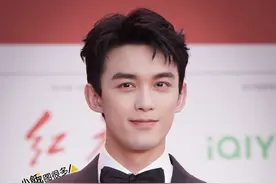 北影节吴磊紧张关晓彤镇定，网友呼唤荧幕再合作！图片