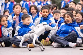 以实干精神为教育强国筑根基图片