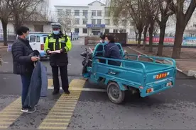 骑三轮车上路，为何会被罚？4点原因告诉你，合规用车不怕查图片