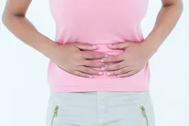一招治好你的便秘！简单轻松排出体内毒素和垃圾，早知道早受益！图片