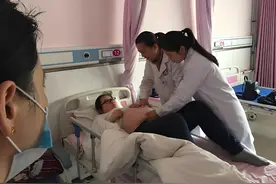 生孩子前，你是先见红，还是先破水？对于宝宝来说，区别很明显图片
