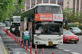大巴车“白菜价”搅局网约车市场，网约车司机直呼“没得跑”！图片