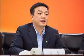 中粮集团有限公司董事长，吕军简历图片