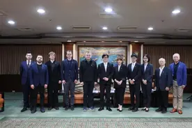 乌克兰市长窜台，勾结台当局深化联系：泽连斯基就这么感谢中国？图片