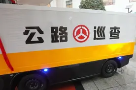 “无人巡检＋AI”“王炸”组合！智慧公路无人巡检车来了图片