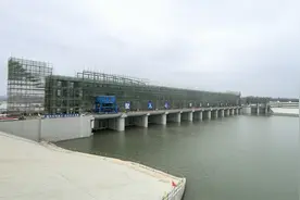 龙塘大坝加速上新，老大坝“退休”，新大坝即将“接棒”图片
