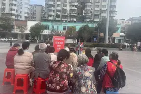 沙市梅台巷社区开展垃圾分类知识科普宣传活动图片