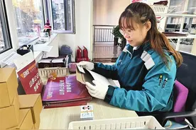 太原：不用再跑腿！身份证换新可选邮寄服务 坐等送证入户图片