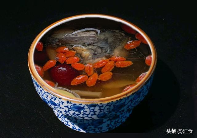 花胶阿胶麦冬乌鸡汤的做法 2026年花胶阿胶麦冬乌鸡汤的做法和功效