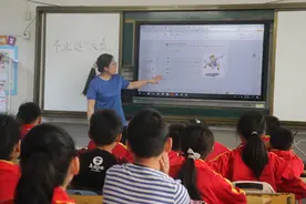 岳阳举行“不止这一天蓝”孤独症日活动，传递爱与包容图片