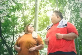 为什么结婚后夫妻一块胖了？图片