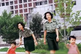 20年过去了，那对轰动全国的中国最美双胞胎女兵，现在怎样了呢图片
