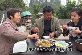 一路走好！网红卷毛哥去世，从生病到离开仅10天，女儿泣不成声图片