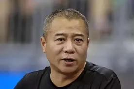 乒坛传奇王涛，军衔比刘国梁还高，57岁暴瘦，弟子也是奥运冠军图片