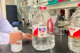 娃哈哈在科研界的地位有多高？娃哈哈纯净水成实验室必备单品图片