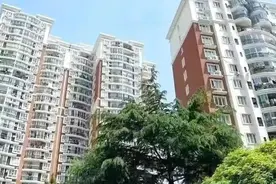 13台“高龄”电梯完成换新，这个小区居民的幸福指数一键“梯”升图片