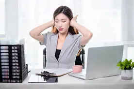 耳鸣有哪些原因呢？图片