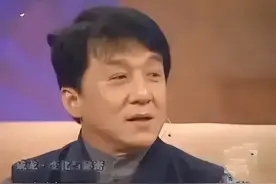 34年前，成龙被人欺骗，以400万买了8套四合院，如今价值超10亿图片