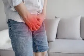 小便时多看一眼，或能救命！排尿时若发现这6个异常，应及早检查图片