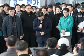 韩遇难家属：遗体正在腐烂，冷冻设备迟迟未装好，一味的欺骗家属图片