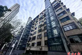 记者实地探访：“水电气网梯”已成为更多老旧小区标配图片
