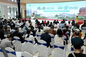 2024医学科普荆楚行启动，华中最大质子医学中心招募47名肿瘤患者开展免费临床试验图片