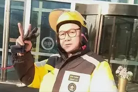 原知名演员高虎被曝送外卖！已经息影9年，曾坦言不会复出图片