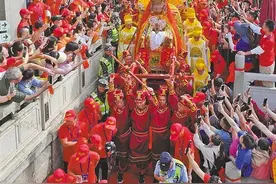 妈祖金身巡安湄洲岛启幕图片