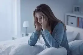 反复做梦可能是身体在呼救！伴随这几种情况出现，赶紧去医院检查图片
