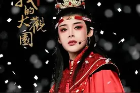 石俊：从“破墙”到“扩圈”——看罗怀臻编剧、徐俊导演、陈丽君主演的越剧《我的大观园》图片