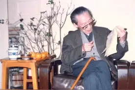 82年潘汉年恢复名誉后，夏衍接到陈云的一封信：请你写篇纪念文章图片