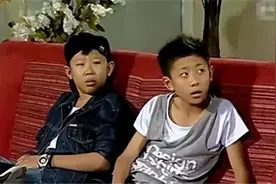 侯祥：9岁停止发育，出道18年只能演小孩，和妻子同框被嘲像母子图片