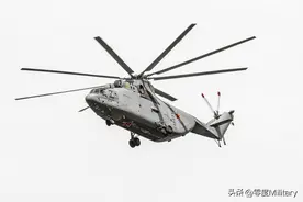 巨人的重生：俄罗斯空天军接收第1架米-26T2V重型运输直升机图片