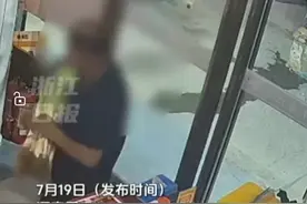 【#暖心老板把大爷的葱全买了#】#豫人为善#图片