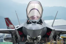剑指歼35？F35已全速量产，美国海军推动新战机，对美国空军说不图片