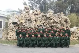 部队转士官现在还需要“走后门”吗？留队的主要途径！图片