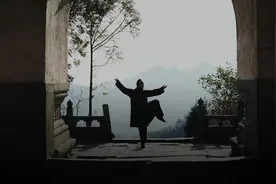 武当山的90后美国道长图片