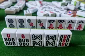 打麻将时为什么总输？掌握“三不打”“三不碰”，可以轻松赢牌图片