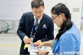 中转更便捷 新疆首个“通程联运”国际航班来了图片