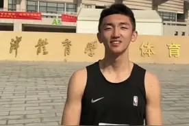 张明宇14岁1米58被姚明招入国家队,现在19岁1米83还有机会打CBA吗图片